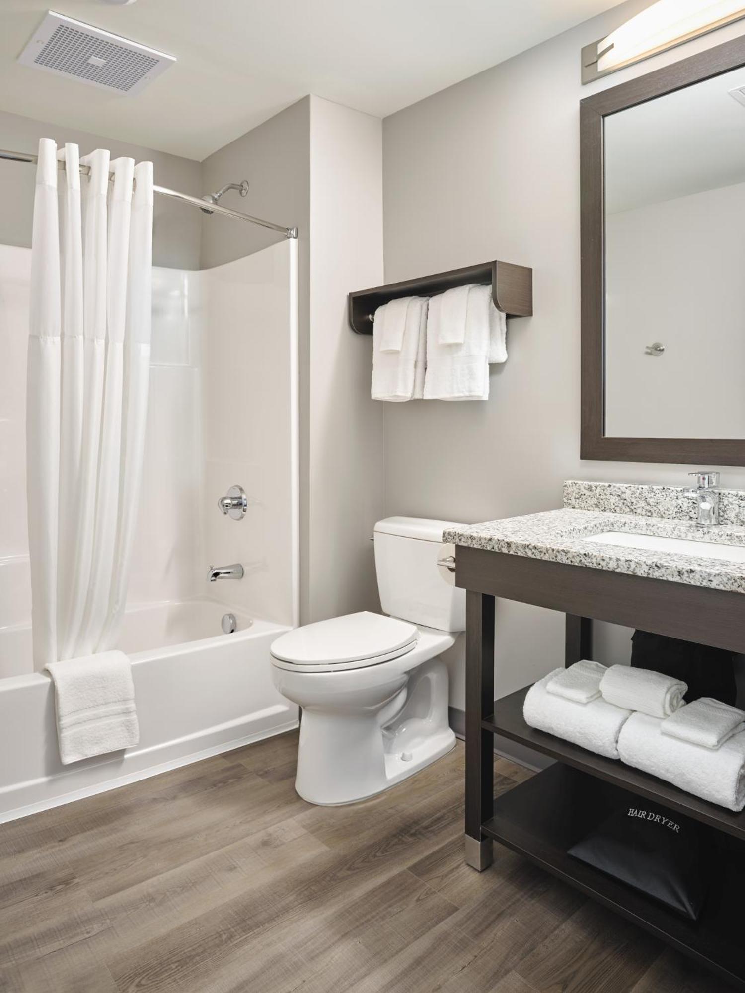 Stayapt Suites Columbus-Fort Benning Zewnętrze zdjęcie